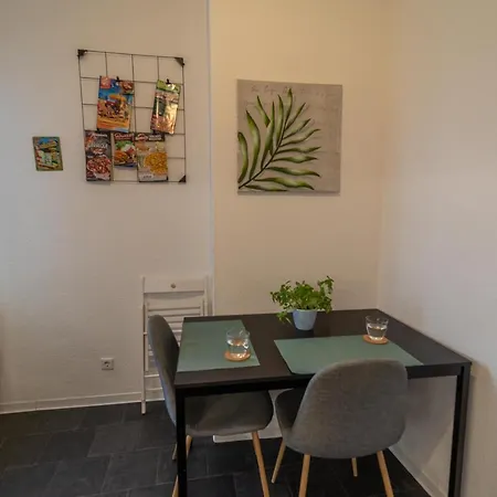2 Bedroom 65qm - Kitchen - Central - Netflix Apartment *